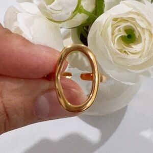 Elegant Gold Hollow out Ring